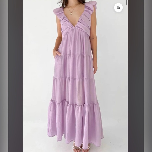 MARBLE Dresses & Skirts - Mable Lavender flowy maxi dress size M